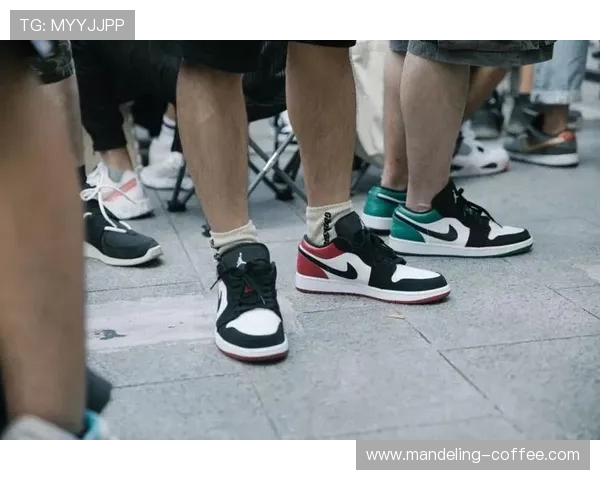 武汉滑板队的默契配合与技巧提升探讨之旅